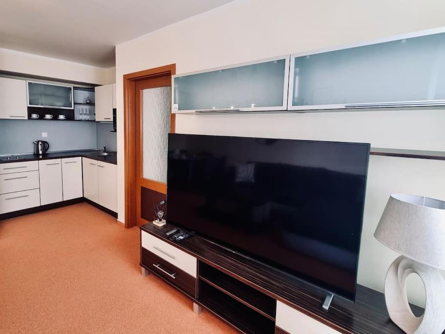 Apartment In Tatranska Strba/Near Strbske Pleso With Free Parking Εξωτερικό φωτογραφία